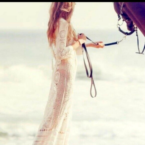 Spell & The Gypsy Margarita Crochet Maxi Dress Rare M/L NWT - Picture 5 of 12